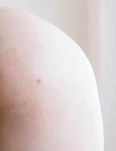 Yuka Shirayuki is a schoolgirl that loves it when men cum on her bubble butt