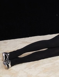 Leggy babe in black socks Luna Kobayashi teasing you with her pussy and ass
