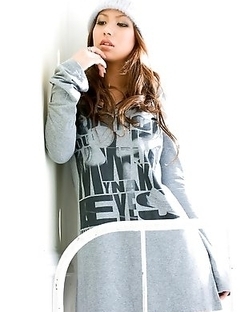 Sahsha Asian doll is playful and can&#180;t decide between seasons