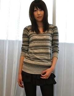 Sensual Japanese amateur model Reina sucking off and riding a dick in this POV movie