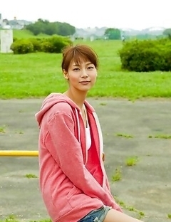 Saki Aibu in blue dress is so sexy doing soap bubbles