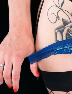 Tera Link Gets Her Panties Filled with Cum