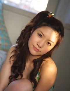 Cocoro Amachi loves some sun heat on fit body in lingerie