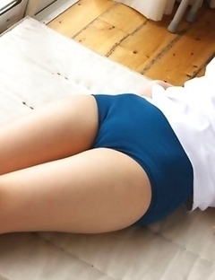 Azusa Togashi sportive loves showing nasty ass in shorts