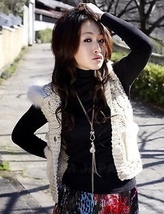 Lusty Yu Yamashita poses and teases