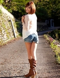 Fully nude photoshoot featuring big tits of an Asian Kirara Asuka