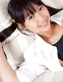 Teen Fuuka Nishihama poses and excites us with her nice body