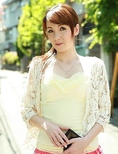 Asian Chika Sasaki in pink and yellow outfit