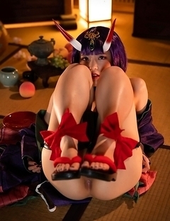 Beautiful japanese Aika Suzumiya spreading legs and showing pussy
