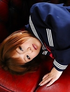 Cute babe Rui Natsukawa shows off