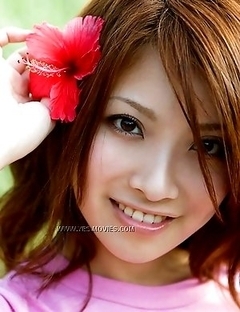 Amane Layla is demonstrating absolutely awesome tits