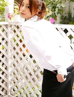 Mika Inagaki in uniform is naughty on her way back home