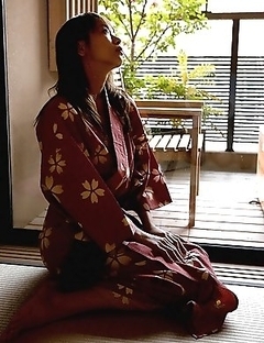 Alluring photoset with a slender Japanese goddess Akina