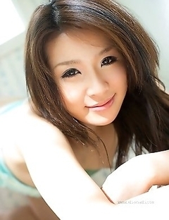 Get ready to examine hot pics of Rinka Aiuchi