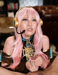 Pink Hair japanese cosplay Mizuki get handjob